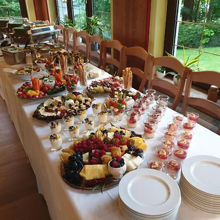 Und Hammerschänke Gasthof 3*